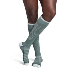 Sigvaris Motion Flow Tech Knee High 20-30 mmHg